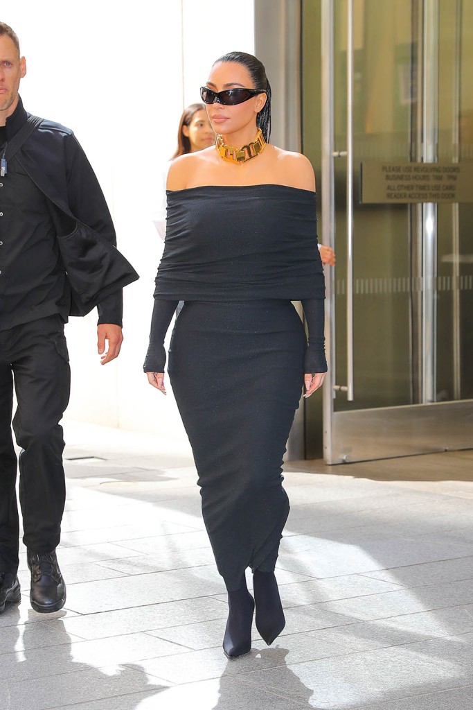 Kim Kardashian, New York City, Black Dress