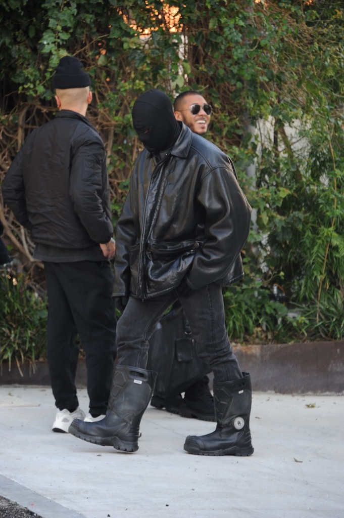 kanye west, all black outfit, street style