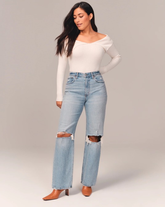 Abercrombie & Fitch Curve Love High Rise 90s Relaxed Jeans