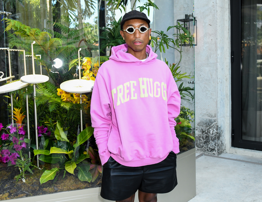 Pharrell Williams, Tiffany & Co, pink hoodie, April 27 2022, Miami FL