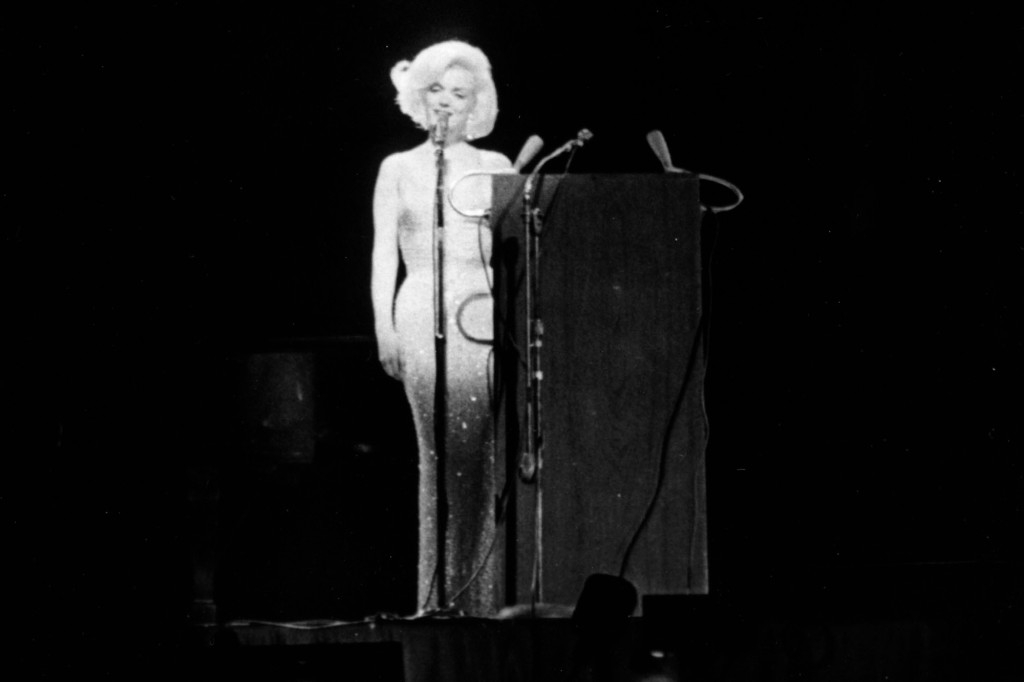 00 00, 1960; Washington, DC, USA; Date unknown. MARILYN MONROE on stage sings 'Happy Birthday, Mr. President.'.  (Credit Image: Michael Quan/ZUMAPRESS.com)