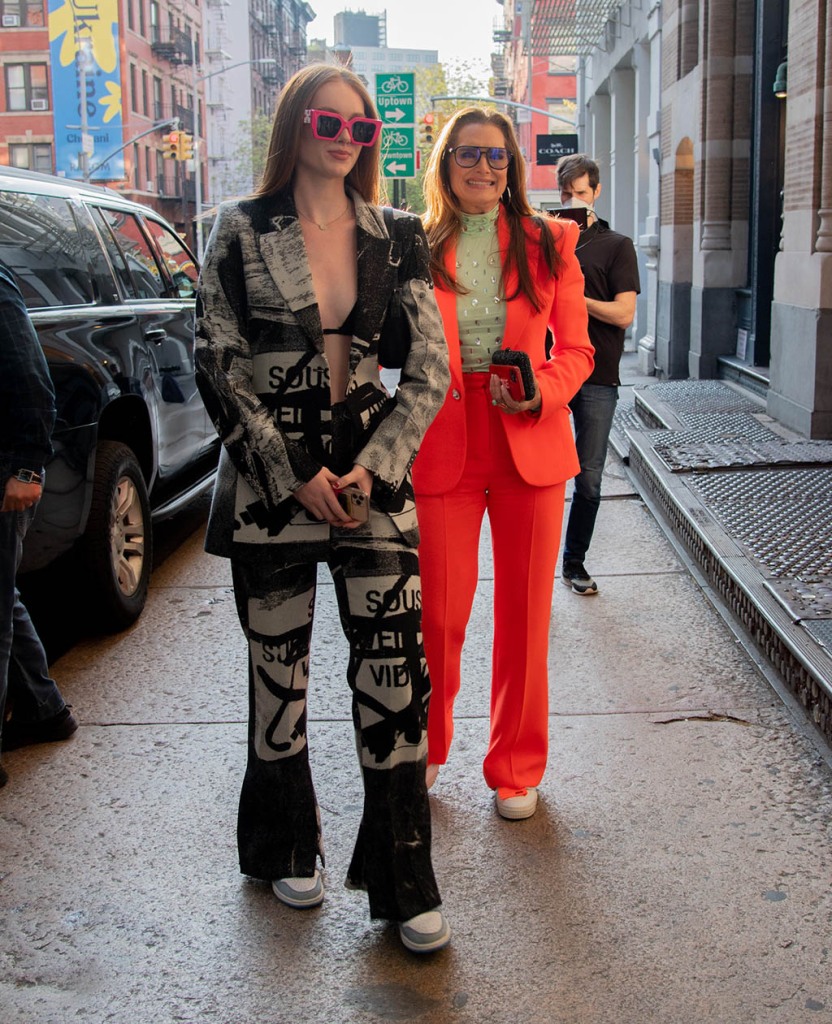 Brooke Shields, Orange Suit, Sneakers, New York City 