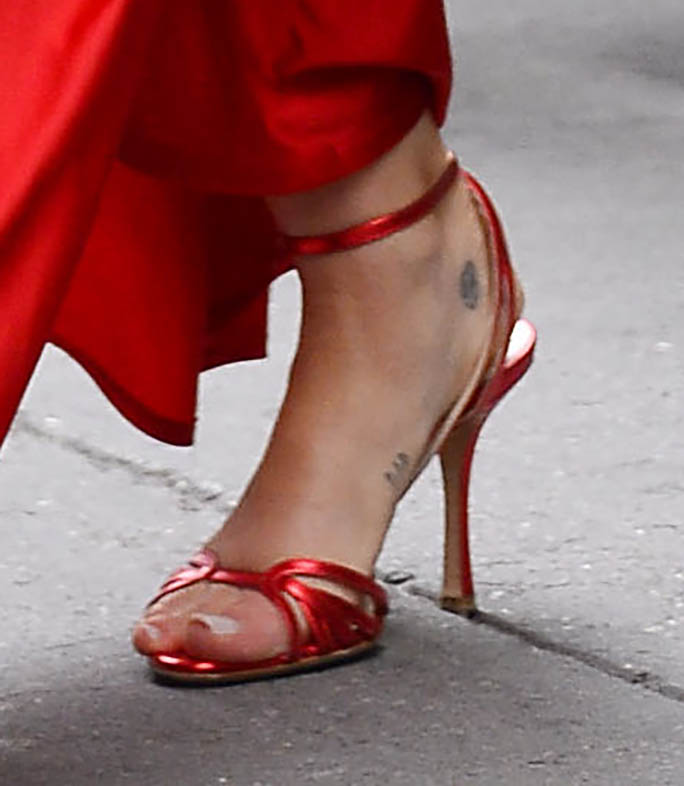 Miley Cyrus, Sandals, Red Dress