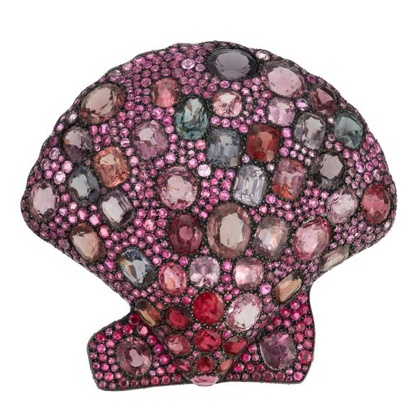 A colored sapphire and spinel shell-shaped brooch from 1990 is worth up to $120,000.