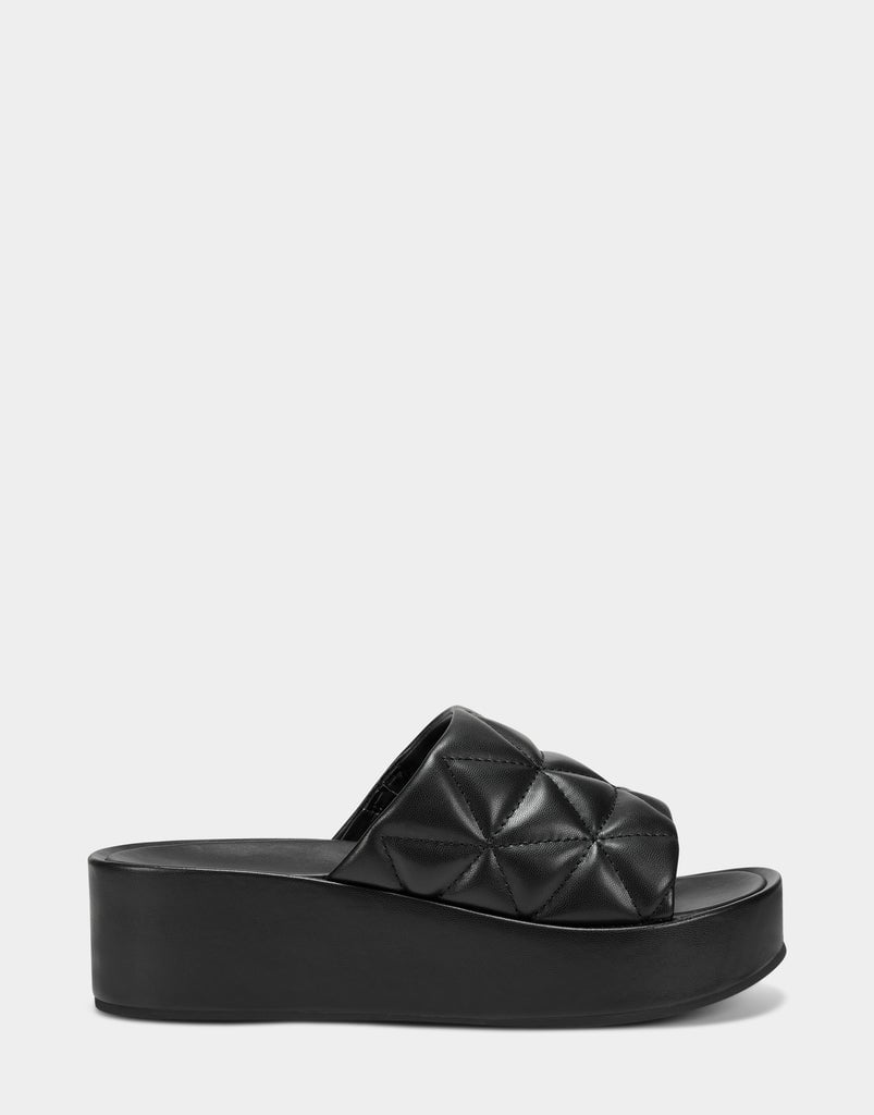 Aerosoles' Dayna Black Quilted Sandals