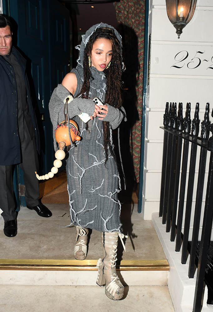 FKA Twigs seen leaving Oswald's Private Members Club in London after partying with Madonna. FKA twigs was seen leaving the members club seconds behind Madonna after earlier on in the evening attending a fashion party with her.Pictured: FKA Twigs Ref: SPL5313763 250522 NON-EXCLUSIVE Picture by: SplashNews.com Splash News and Pictures USA: +1 310-525-5808 London: +44 (0)20 8126 1009 Berlin: +49 175 3764 166 photodesk@splashnews.com World Rights