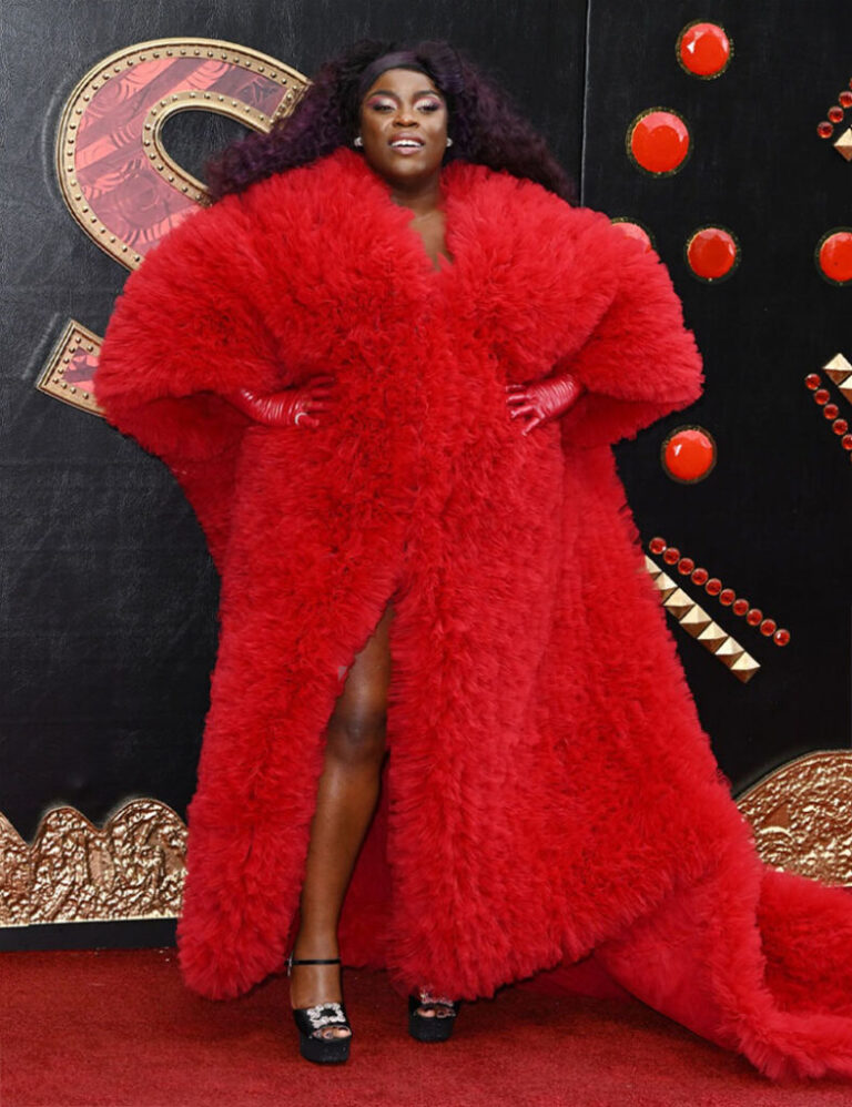 Yola Wore Act N°1 To The 'Elvis' London Premiere - Fashnfly