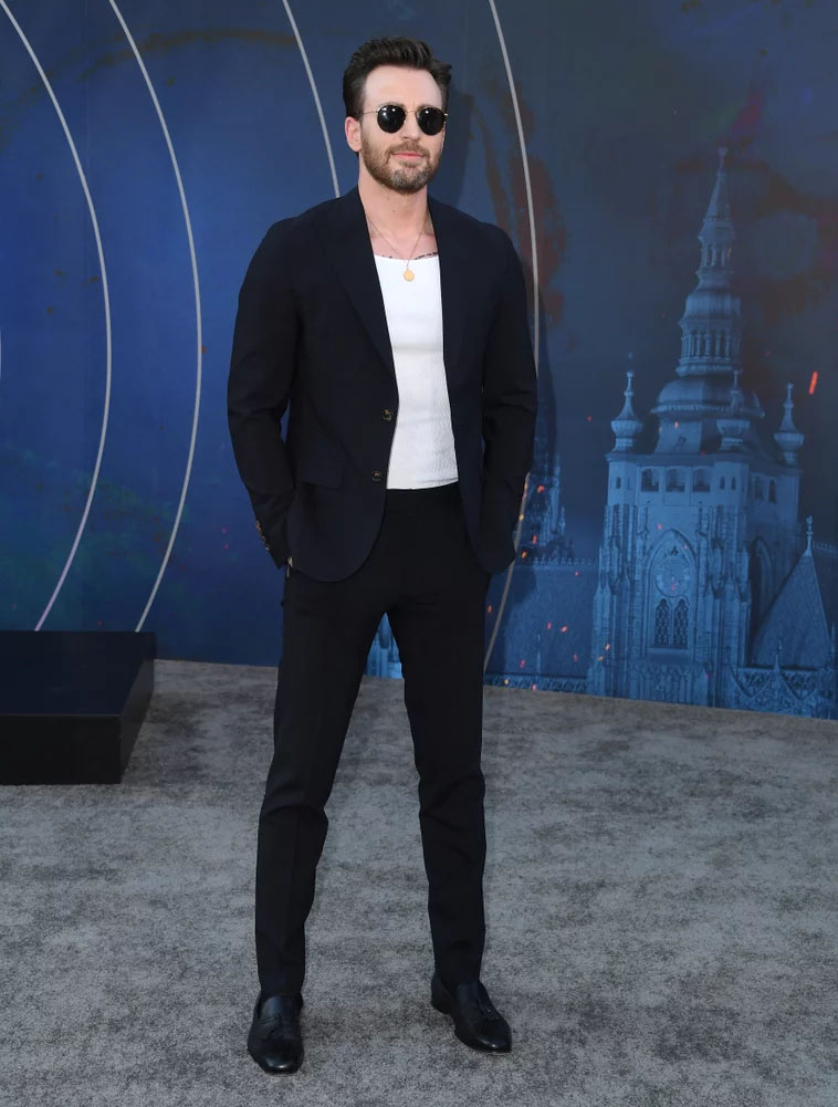 Chris Evans attends 'The Gray Man' LA Premiere