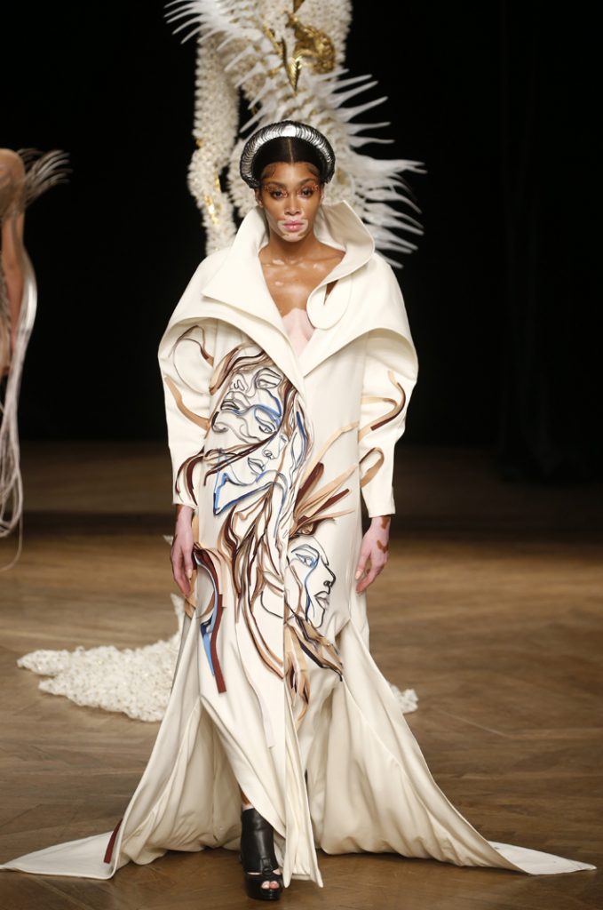 Iris Van Herpen Paris Haute Couture Fall Winter 22 23 - Getty 1406713519 Thierry Chesnot