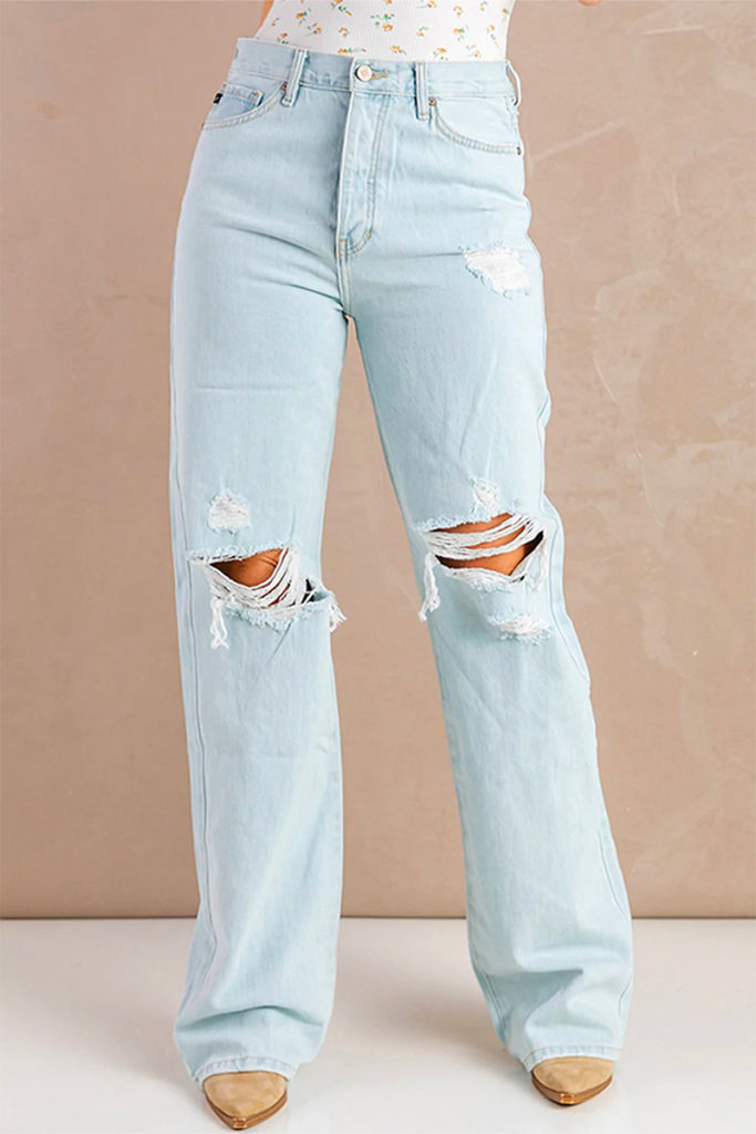ripped jeans women
