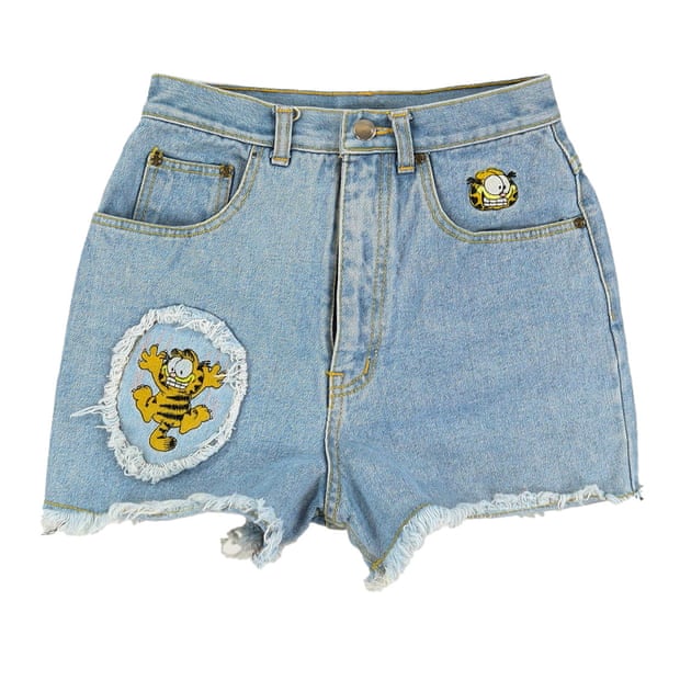 Denim shorts with cat badges