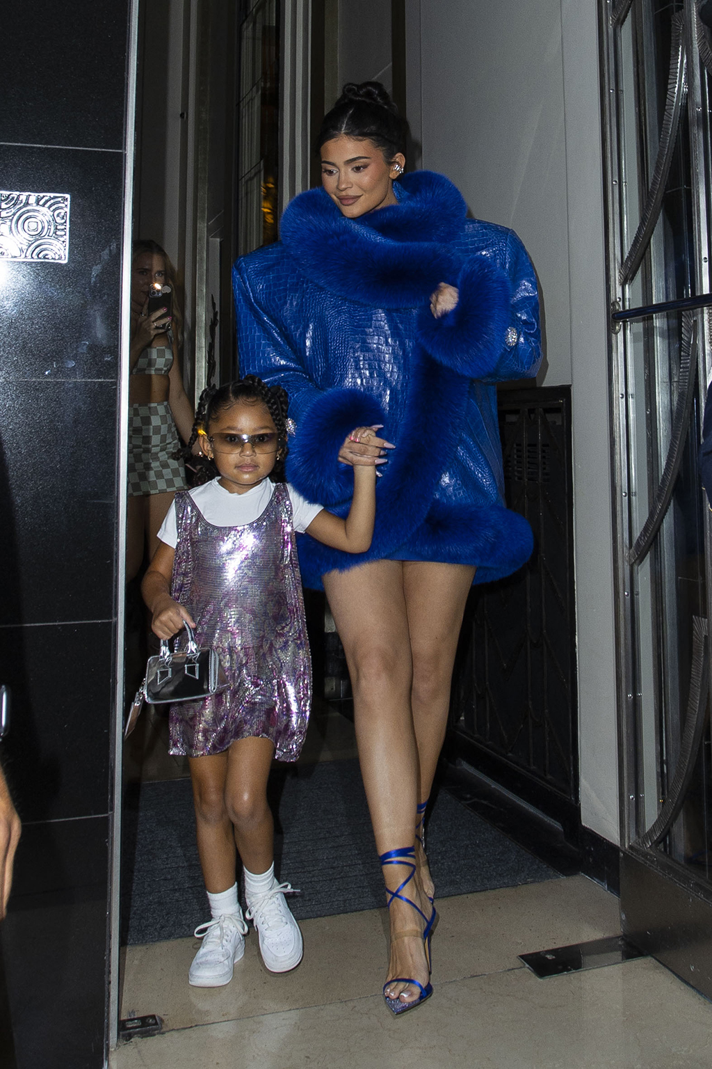 Kylie Jenner and her daughter Stormi in London on Aug 5, 2022.
