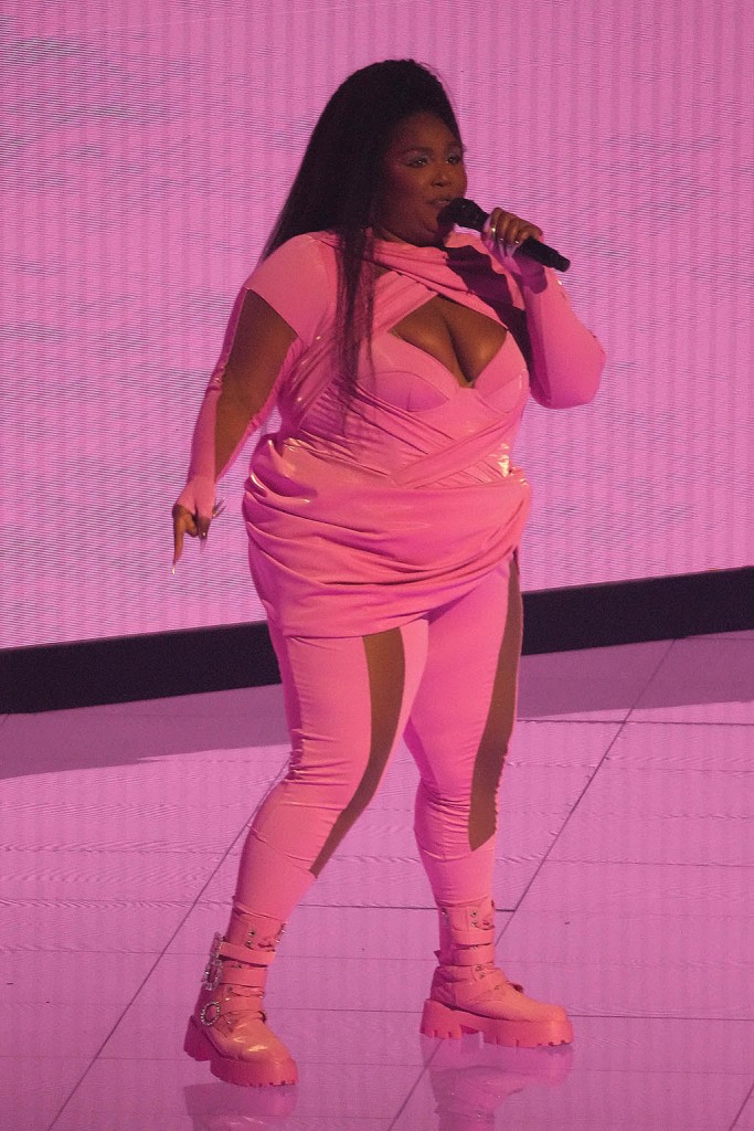 Lizzo, MTV VMAs Performance, Combat Boots