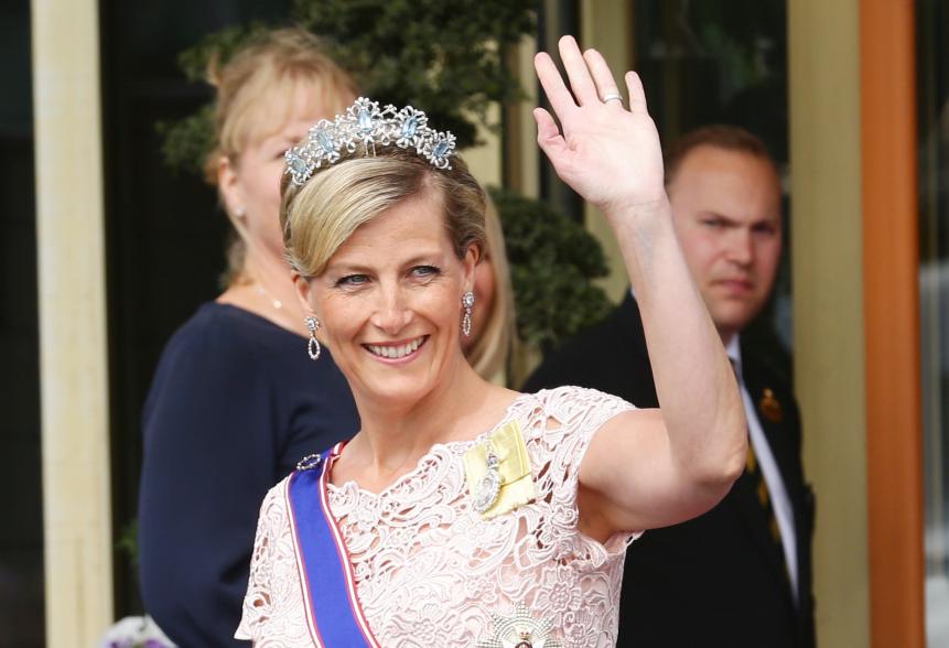 Sophie, Countess of Wessex, wore a diamond and aquamarine Ribbon tiara to the wedding of Princess Madeleine of Sweden and Christopher O'Neill. As the wife of Prince Edward, Queen Elizabeth II's youngest son, the countess represented the Crown at the 2013 wedding. Queen Elizabeth, meanwhile, wore the tiara during a 1970 trip to Canada.