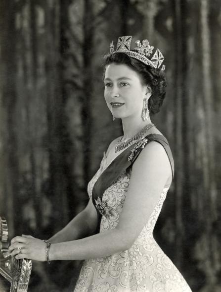 For a 1953 portrait she took in Buckingham Palace’s Green Drawing room, Queen Elizabeth donned a diamond and pearl diadem originally made for the coronation of King George IV in 1821, but since then, the tiara has been exclusively worn by women, including Queen Victoria.
