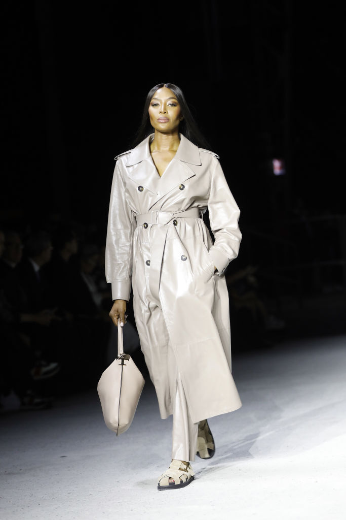 MILAN, ITALY - SEPTEMBER 23: Naomi Campbell walks the runway of the Tod's Fashion Show during the Milan Fashion Week Womenswear Spring/Summer 2023 on September 23, 2022 in Milan, Italy. (Photo by Tristan Fewings/Getty Images)
