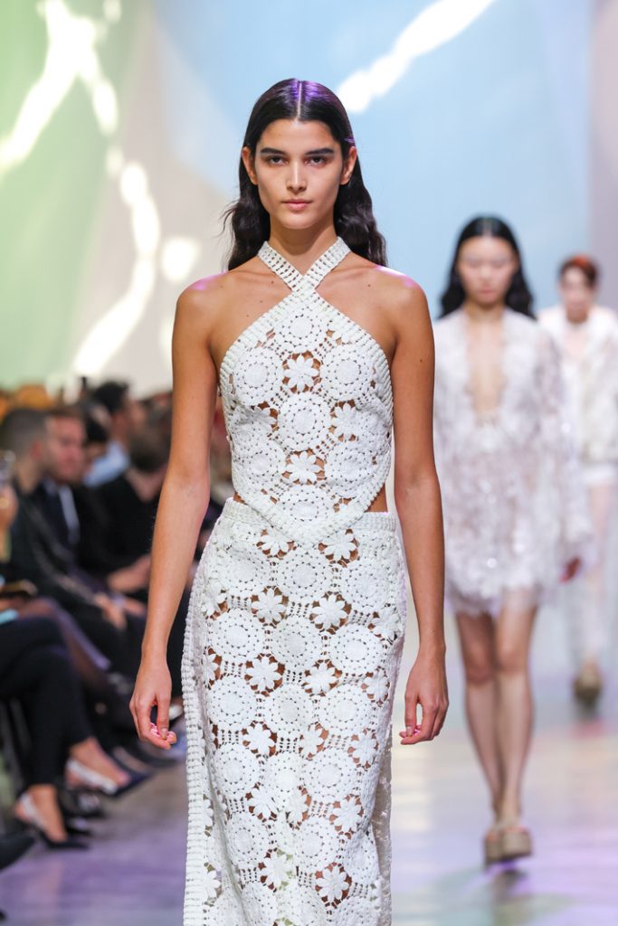 crochet trend spring summer 2023 Elie Saab Womenswear Spring/Summer 2023 show during Paris Fashion Week on October 01, 2022 (Photo by Peter White/Getty Images)