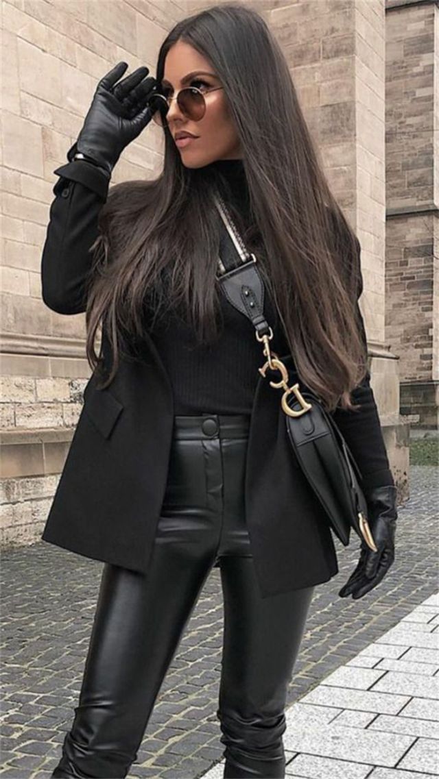 Gloves Outfit ideas for women street fashion 2