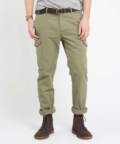 how to wear cargo pants