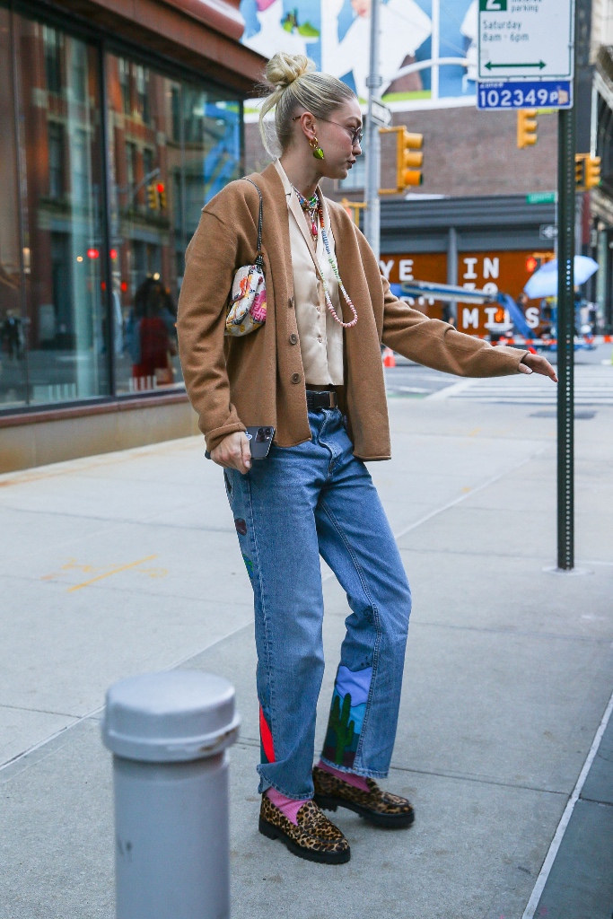 gigi hadid, nyc, brown cardigan, baggy jeans, leopard loafers, satin shirt