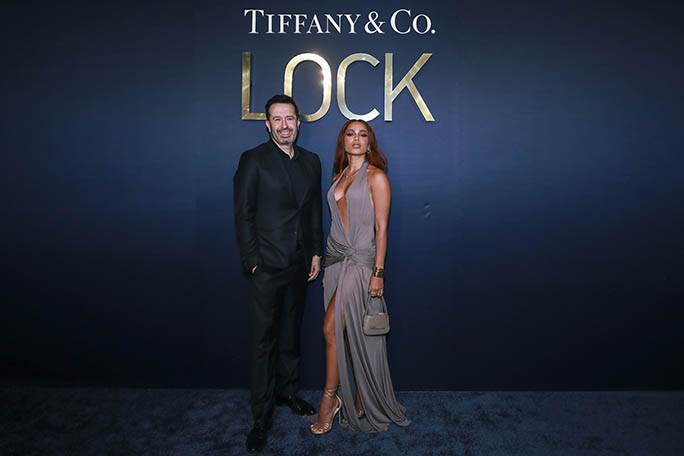 MEXICO CITY, MEXICO - NOVEMBER 08: Christopher Kilaniotis, President of Americas, Tiffany & Co and Anitta pose for a photo during the launching event of 'The Lock Collection' by Tiffany & Co. at Torre Cuarzo on November 08, 2022 in Mexico City, Mexico. (Photo by Manuel Velasquez/Getty Images for Tiffany & Co.)