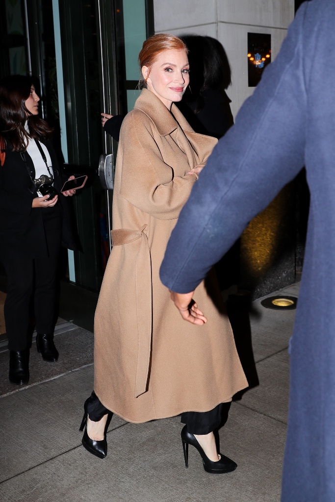 jessica chastain, black pumps, wool brown coat, nyc,
