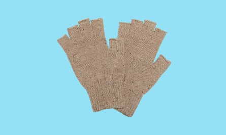 Fingerless wool gloves