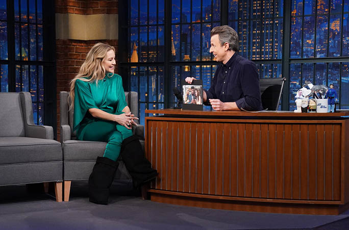 Kate Hudson, Late Night with Seth Meyers, Boots