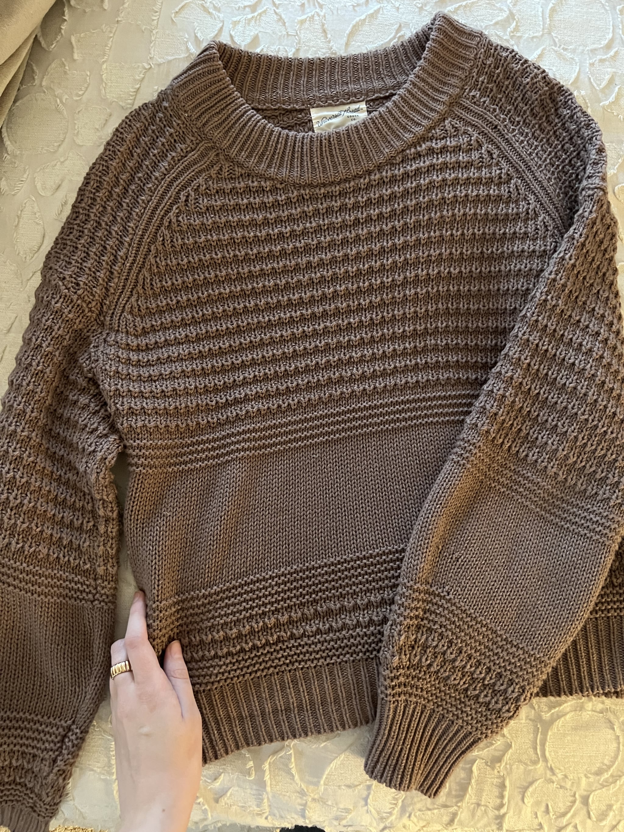 target universal thread crewneck pullover sweater