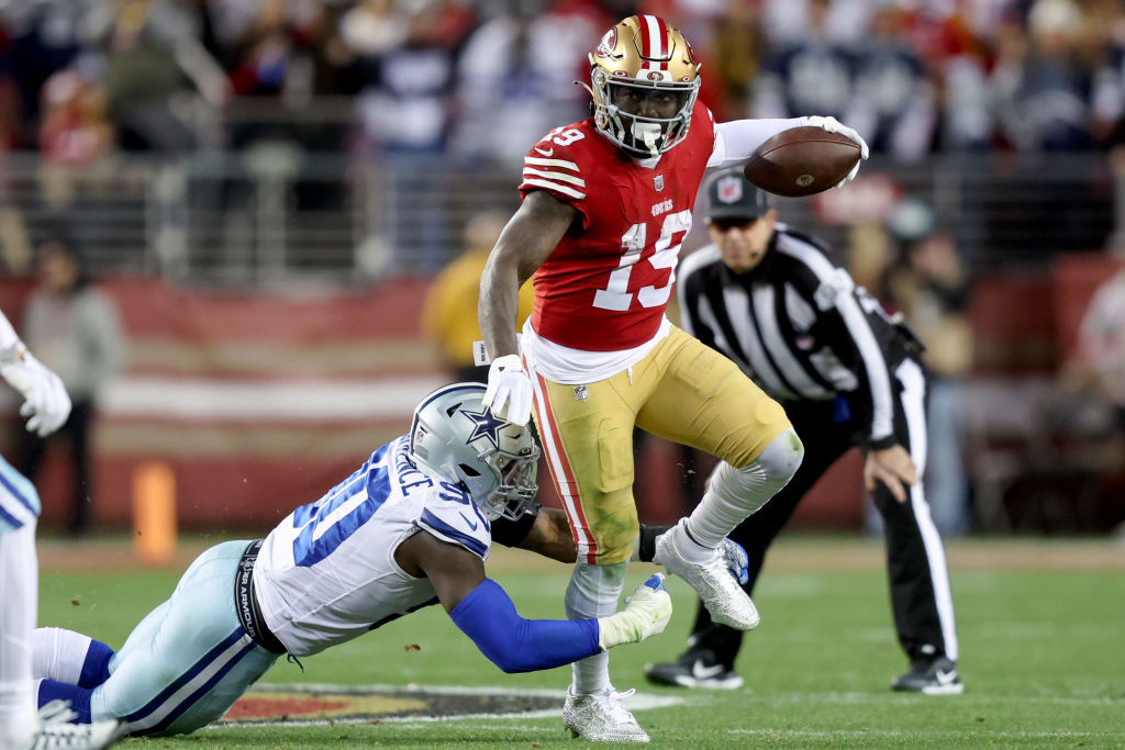 SANTA CLARA, CALIFORNIA - JANUARY 22: s in the NFC Divisional Playoff game at Levi's Stadium on January 22, 2023 in Santa Clara, California. (Photo by Lachlan Cunningham/Getty Images)