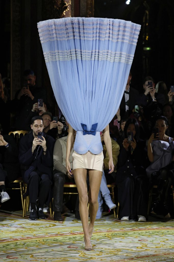Viktor & Rolf Haute Couture Spring Summer 2023 show on January 25, 2023 in Paris, France. (Photo Estrop by Getty Images)