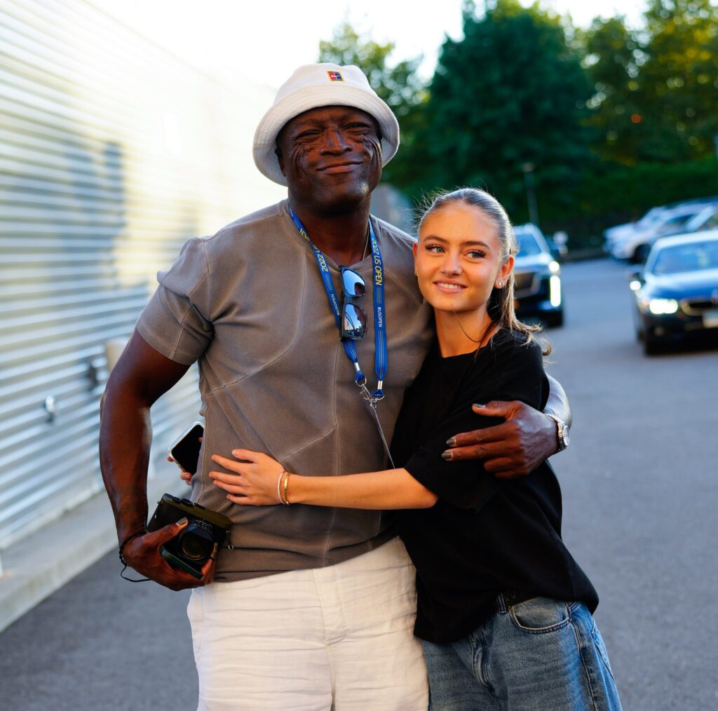 Heidi Klum's Daughter Leni Klum Photographed With Dad Seal on the Red ...