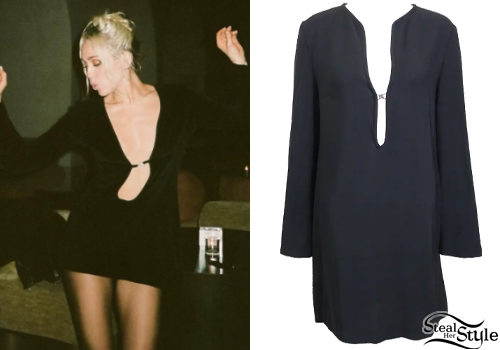 Miley Cyrus: Black Mini Dress