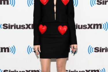 Natasha Lyonne Wore Moschino On SiriusXM