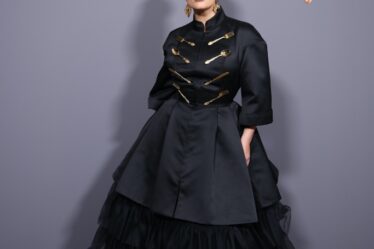 ashley graham, moschino, milan fashion week, black ballgown