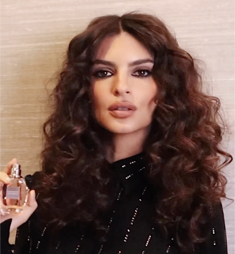 hair trends disco curlsemily ratajkowski emrata