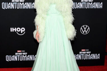 Evangeline Lilly Wore Giambattista Valli Haute Couture To The 'Ant-Man And The Wasp: Quantumania' LA Premiere