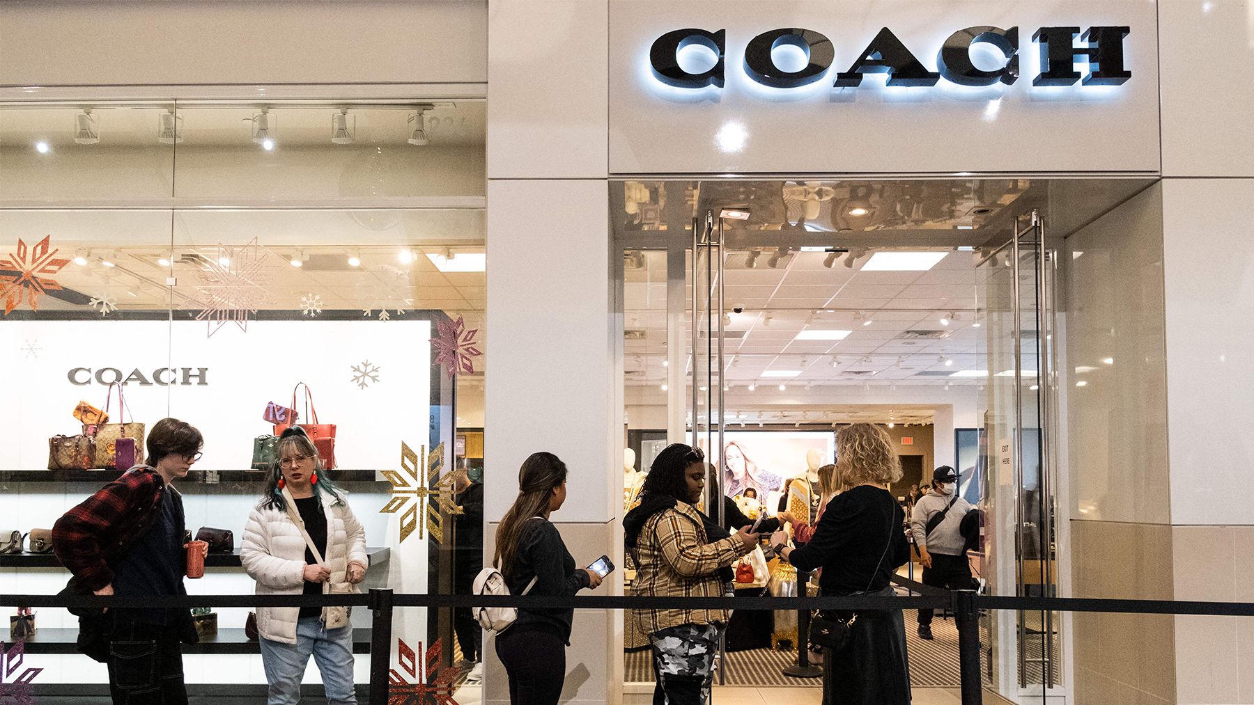 How Some Brands Are Beating the Retail Slowdown