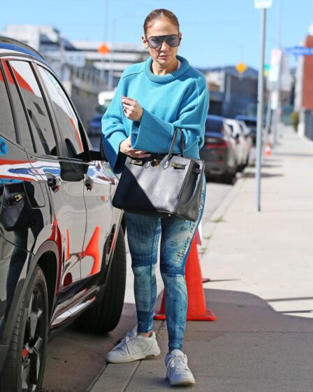 Jennifer Lopez, Street Style, Los Angeles, Off-White Out of Office sneakers
