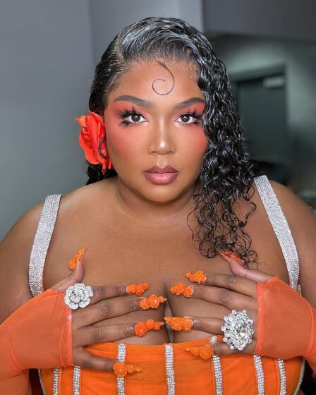 Lizzo's Blushing Beauty For The GrammysLizzo's Blushing Beauty For The Grammys