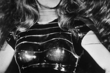 Jane Fonda in Barbarella in Paco Rabanne.