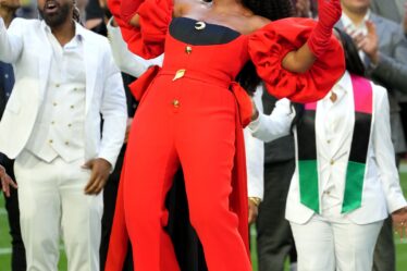 Sheryl Lee Ralph Brought the House Down in a Red Jumpsuit With This RihannaApproved Detail