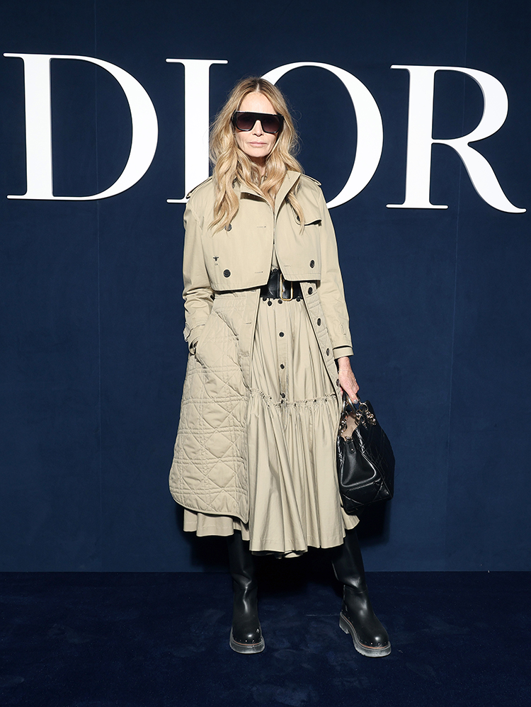 Elle Macpherson attends the Christian Dior Womenswear Fall Winter 2023-2024