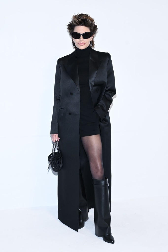 1677782771 Lisa Rinna Channels ‘The Matrix At Givenchys Paris Fashion Week 