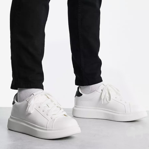 Pull&Bear chunky trainers with back tab in white