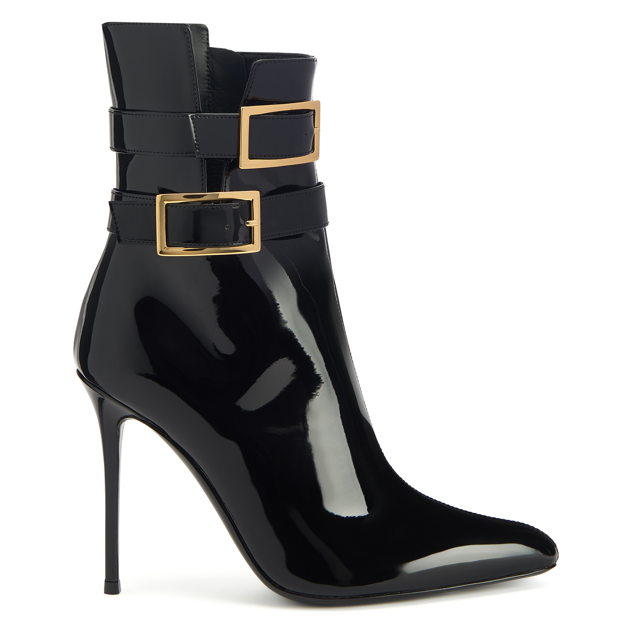 Giuseppe Zanotti Introduces the FW23 Collection