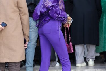 jourdan dunn, paco rabanne, paris fashion week, pfw, 2023, purple jacket, pants, strappy heels, black bra top