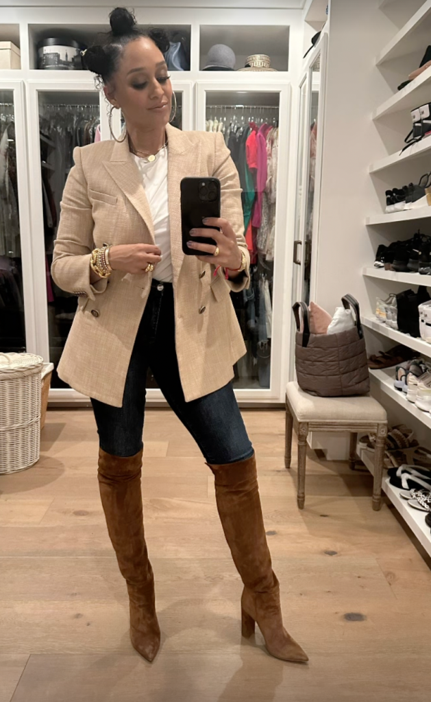Tia Mowry Slips Into Suede Knee-High Boots & Skinny Jeans – Footwear News