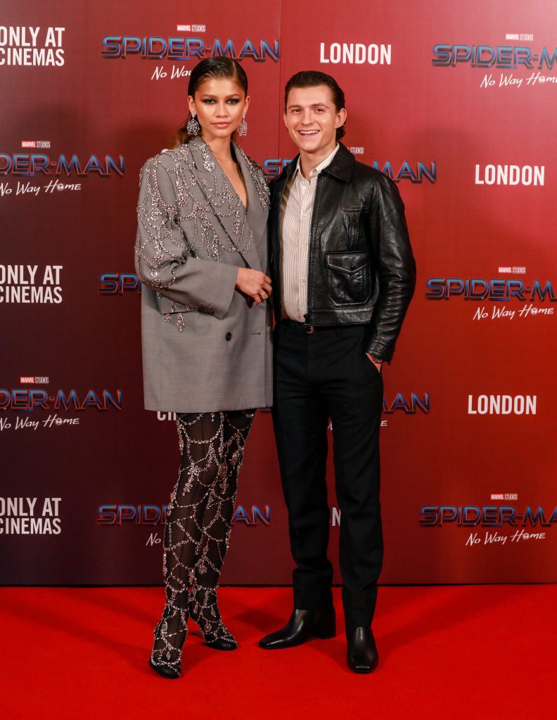 Zendaya, Tom Holland, Alexander McQueen, Spider Man, Spider Man: No Way Home, blazer, boots, black boots, high boots, stocking boots, crystal boots, embellished boots, red carpet, premiere