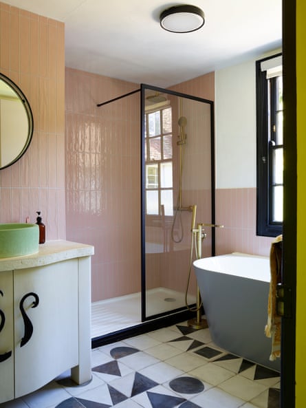 Scrubbing up: geometric patterns in the bathroom.
